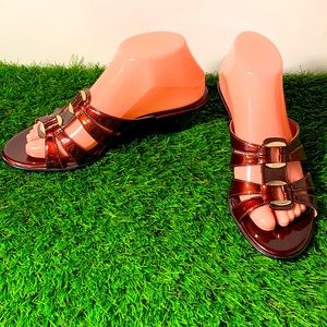 LIKE NEW!  Sofft sandal wedge slip on shoes 8.5